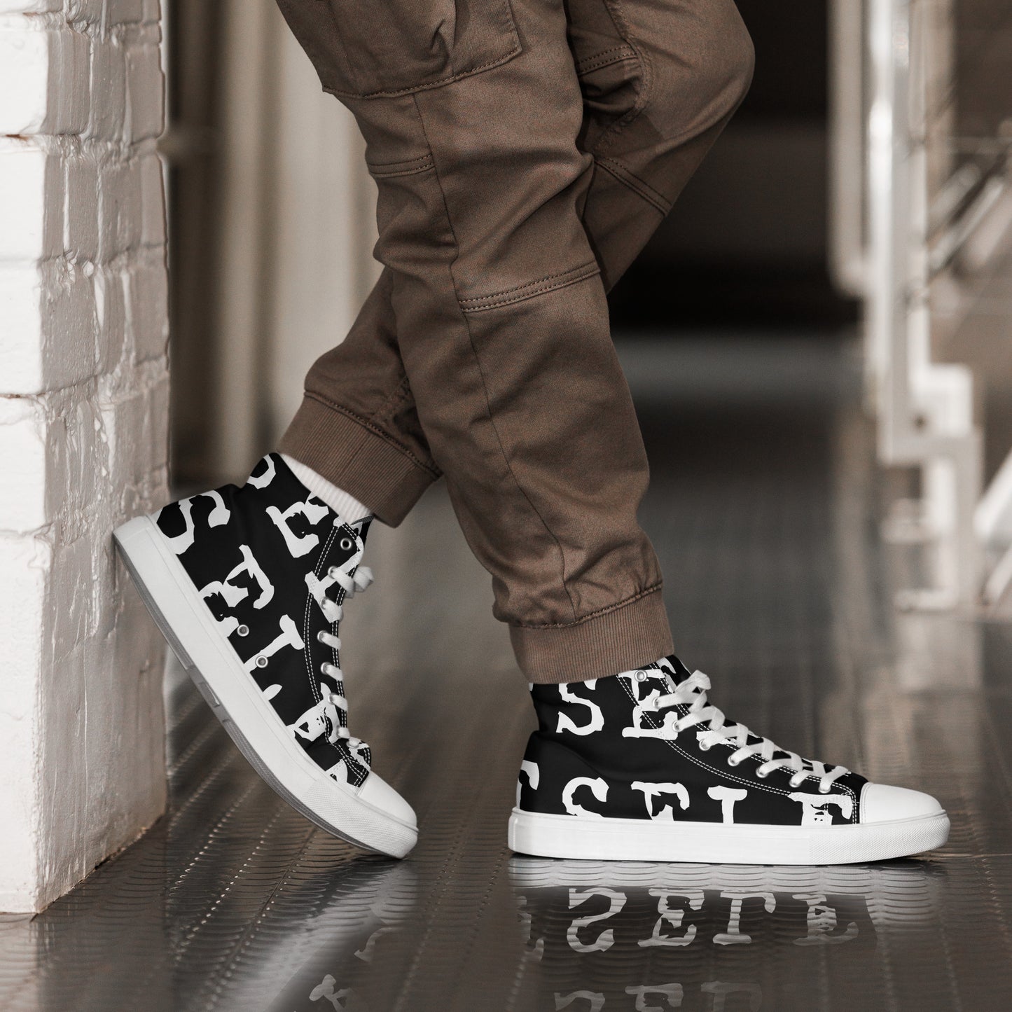 Self Word Design - Men’s high top canvas shoes